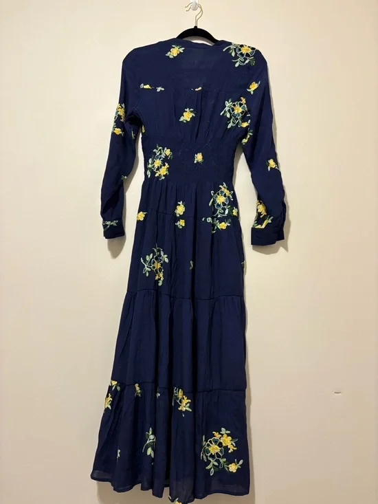 Fig and flower by Anthropologie Navy Maxi Dress with Floral Embroidery Size M - Picture 9 of 16